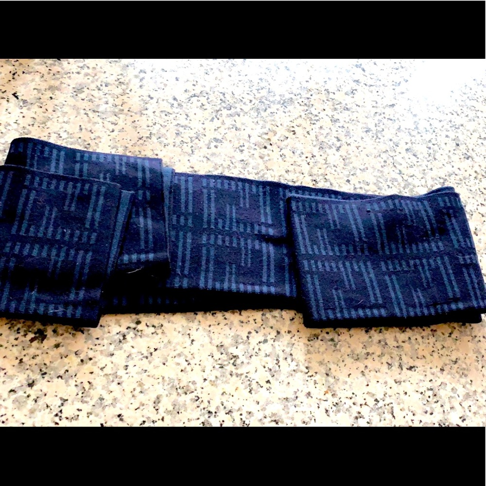 FENDI navy blue scarve